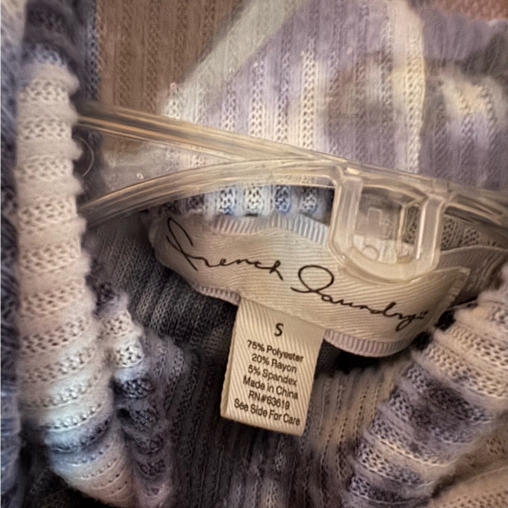 Like New French Laundry Navy Blue Tie Dye Pullover Hooded Sweater Size Small - Picture 5 of 6